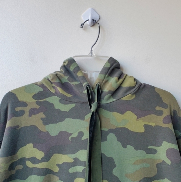 Highline Collection Long Camo Hoodie - Picture 2 of 12